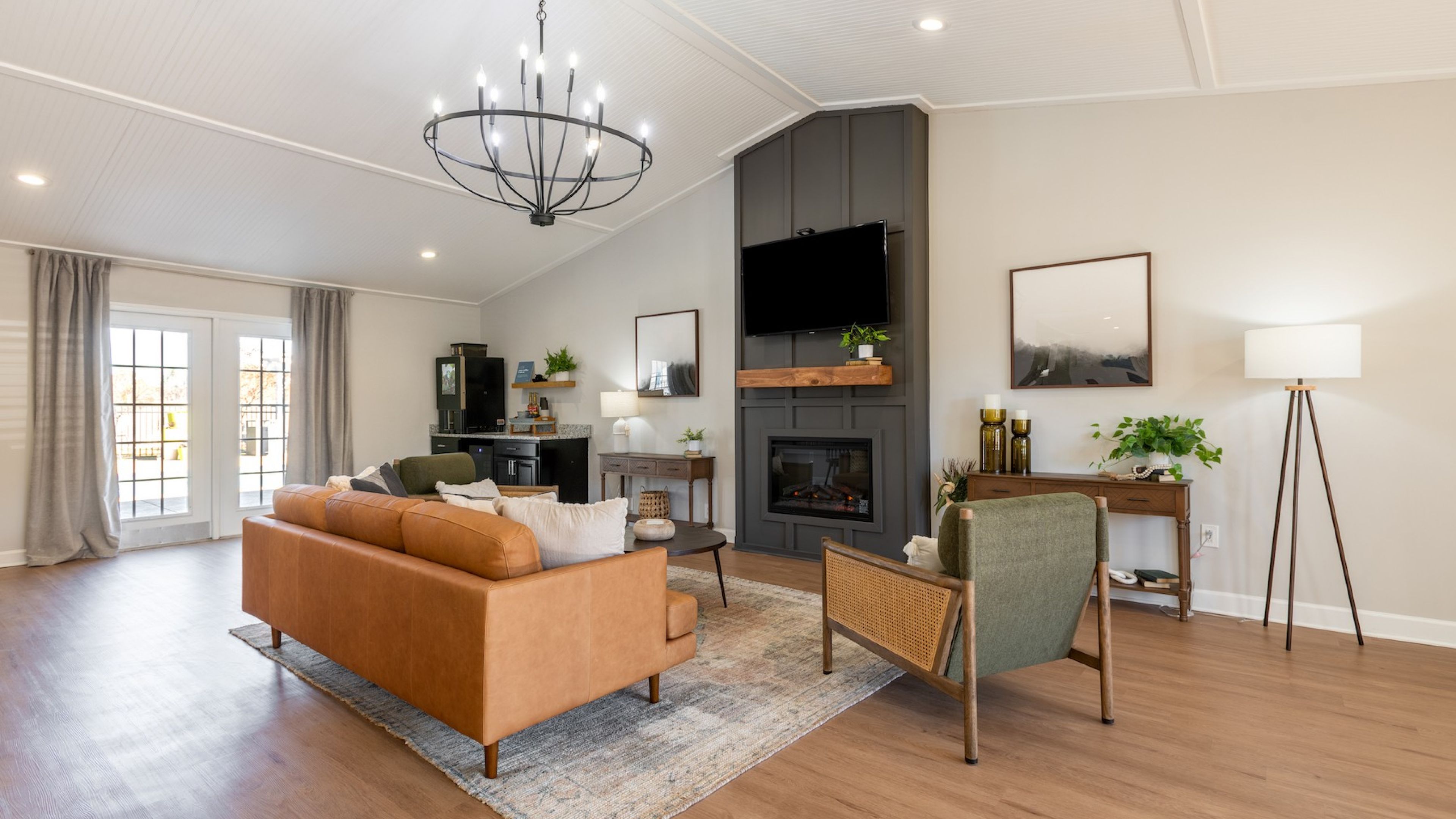Hawthorne at the Hall resident clubhouse amenity with seating area and beautiful finishes